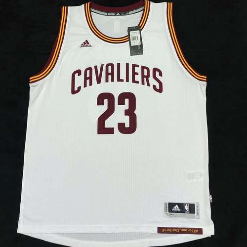 经典回归！骑士队今日主场比赛将上身的这款经典球衣！