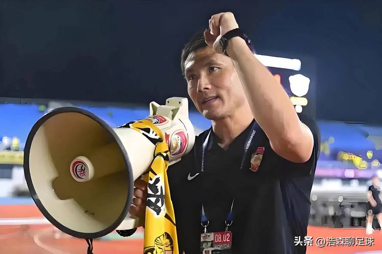 青岛媒体：西海岸成赛季最大黑马，邵佳一执教水平得到更多认可