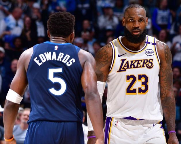 东契奇:里夫斯打不了&我们还缺少勒布朗 这支湖人拥有巨大的潜力