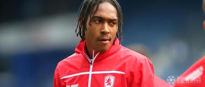 英媒:狼队接触爱德华兹但未与米堡达协议 米堡有信心留住这名教练