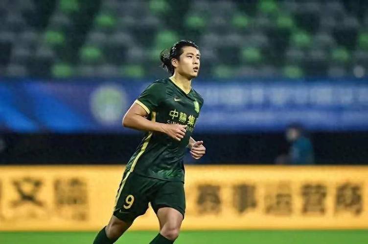 张玉宁59球超越巴坎布成国安队史第二射手,仅次张稀哲