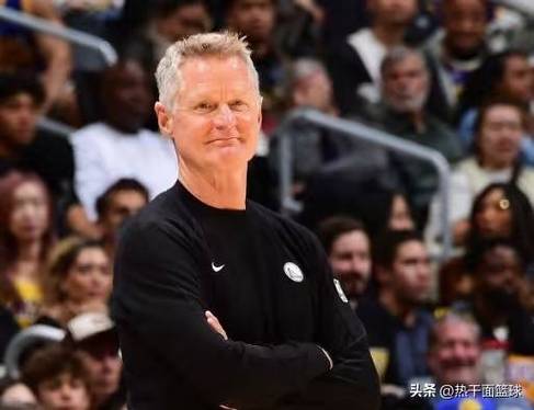 科尔：我们尚未固定轮换 阵容不断调整球员也未能完全适应角色