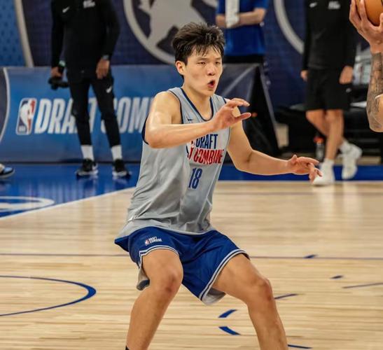 队记：里斯的轮换地位已高于杨瀚森 他的三分能拉开空间