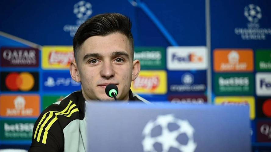 小孔塞桑：我能从C罗身上学到很多东西，梅罗内都是我的榜样