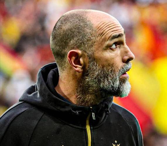 伯卡特:凯恩的积极回防对球队助益很大 我在德国队还只是挑战者