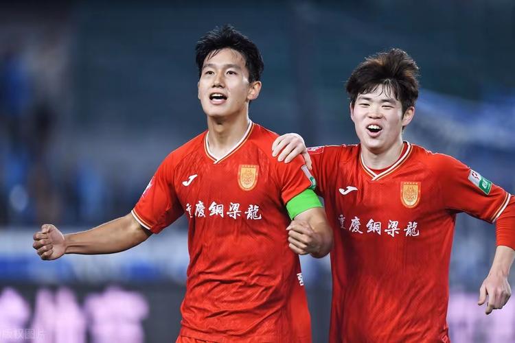 向余望社媒庆祝：重庆❤️中超回来了！