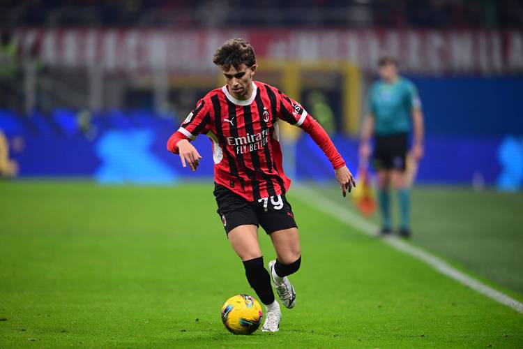 曼联上次英超单场头球双响还是去年4月对切尔西，B费加纳乔破门