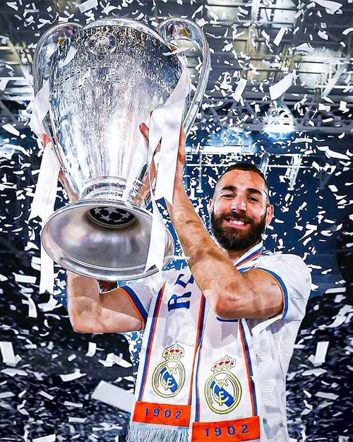 马约拉尔谈皇马生涯：不会指责过去的决定 永远感激本泽马的帮助