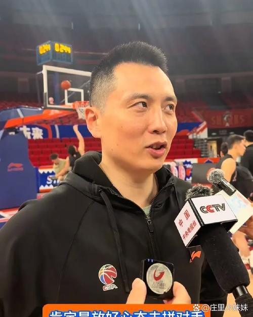 卢伟：上海全运男篮就是围绕李弘权&李添荣来的 他们一直非常稳定