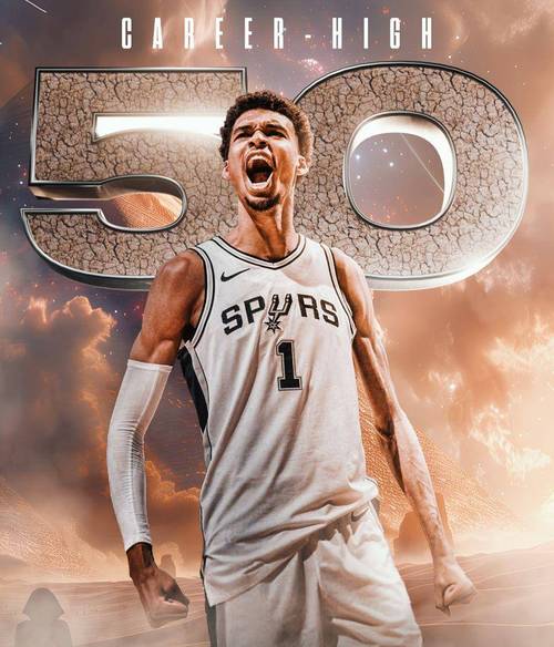 媒体人：曾经划时代球员KD不像自己 全新划时代球员文班一锤定音