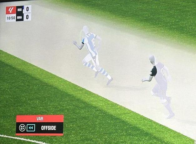 VAR取消首球！柏林联主帅吐槽：越位5毫米应该算进！有人简直疯了