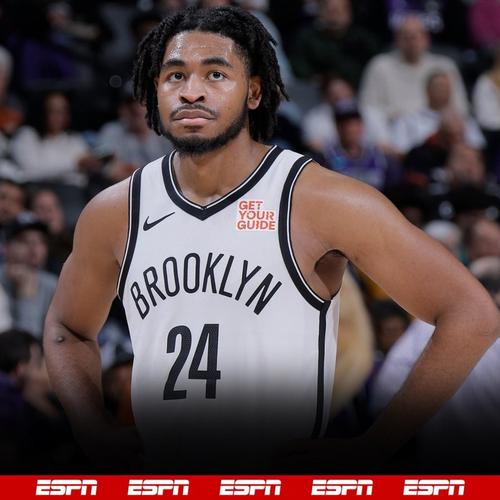 记者：卡梅隆·托马斯持球攻倾向太强 喜欢拿住球而不是快速决策