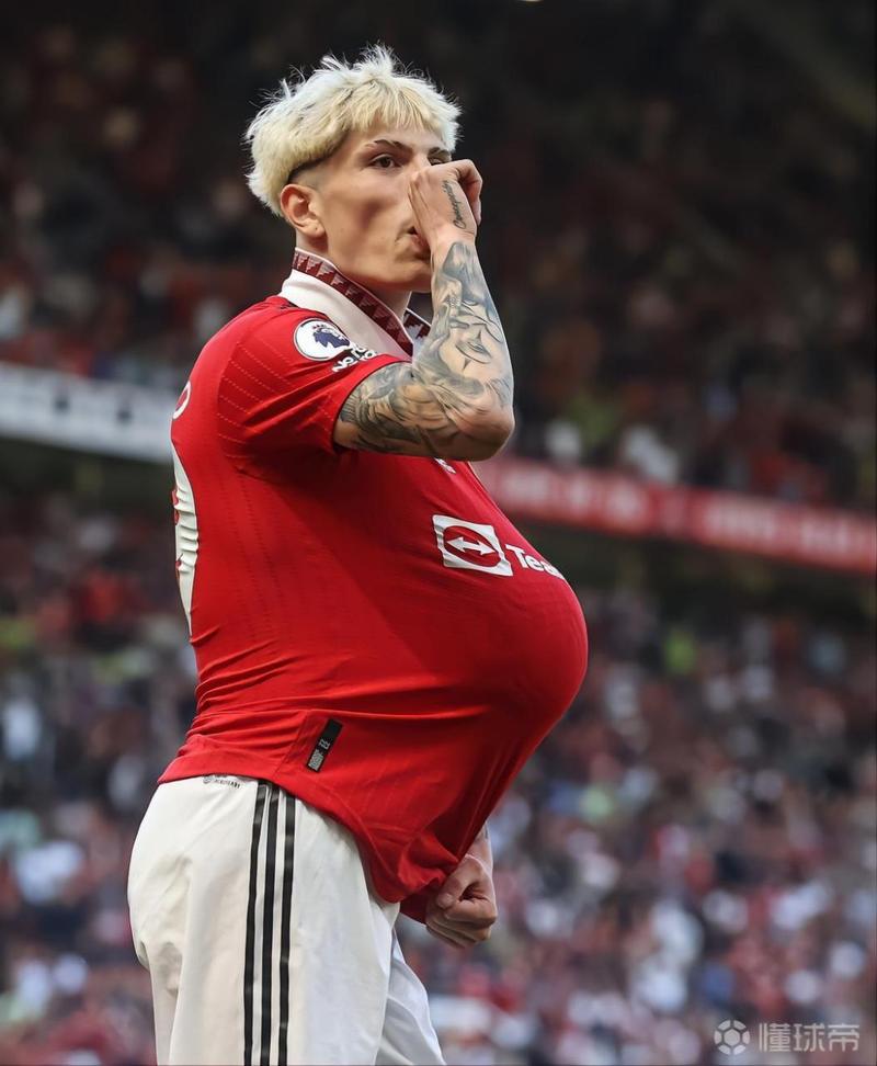 真追不上😩加纳乔边路暴突送助攻，狼队中卫布埃诺完全被强吃了