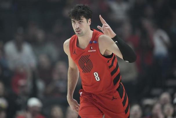 本赛季年薪1438万！阿夫迪亚最近3场场均30.6分9板6.3助