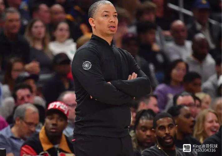 泰伦-卢：哈登后来体能透支责任在我 比尔下场必须把组织者换回来