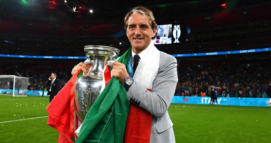 罗马诺:曼奇尼已拒绝萨德执教邀约,更倾向等待欧洲足坛重要机会