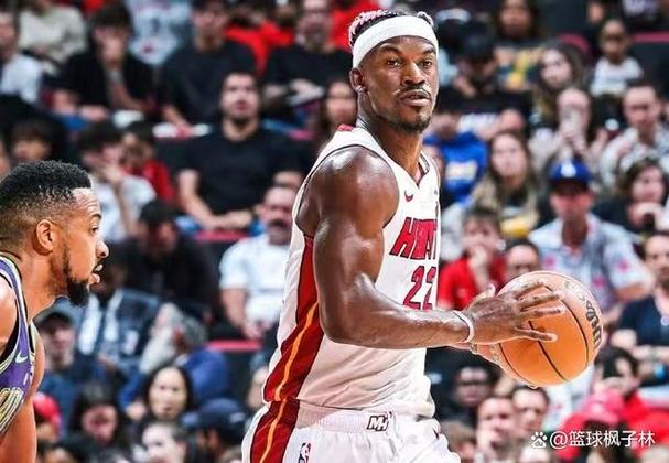 9分12板3帽！斯波：韦尔的表现非常棒 这就是一种进步