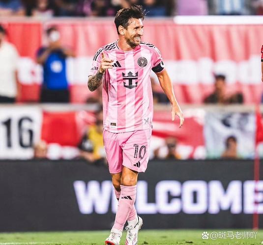 下一站900球🤩38岁梅西今年50场44球21助!生涯894球+解锁400助