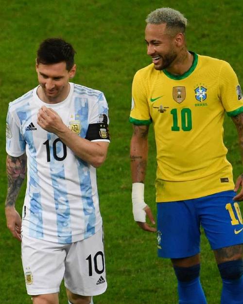 卡塞米罗：仿照阿根廷对梅西的使用，巴西亦可围绕内马尔布置战术