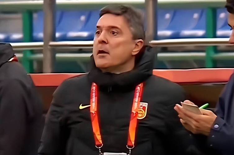 中国澳门黑熊队官方：周鲁男将出任球队主教练 并带队征战东超