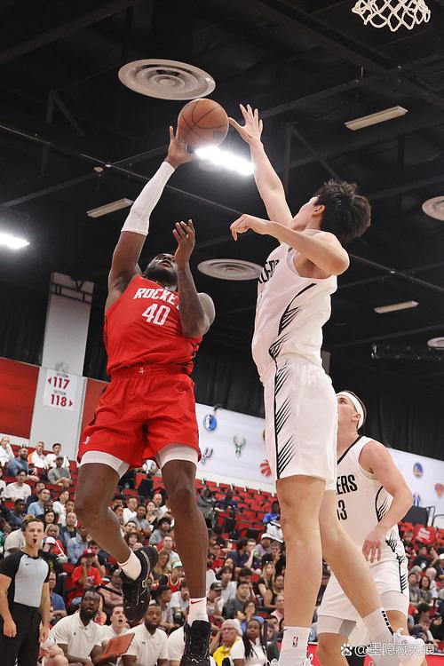 希望杨瀚森在哪方面提高？斯普利特：一些细节 比如如何避免犯规