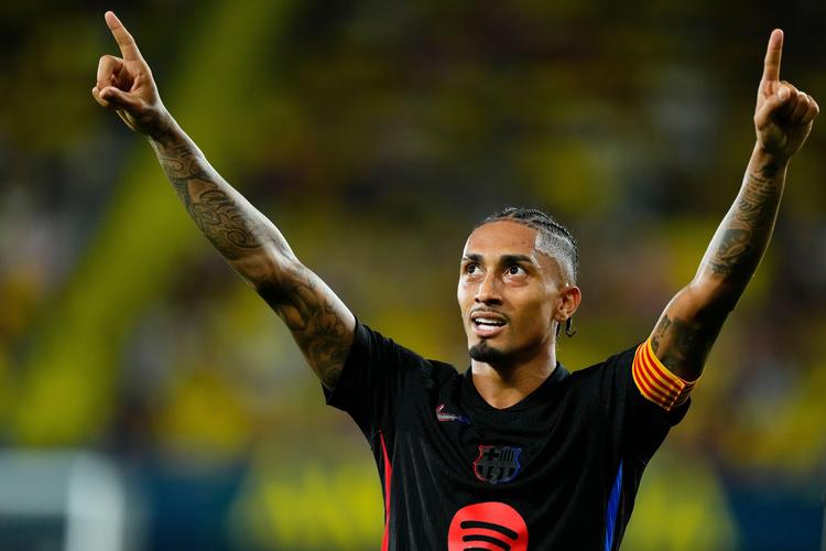 莱万谈未来:我仍然不知道答案,现在我很平静专注于本赛季