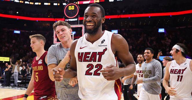 斯波谈绝杀：助教奎因发明的&我让他画出来 战术卡我们留4年了