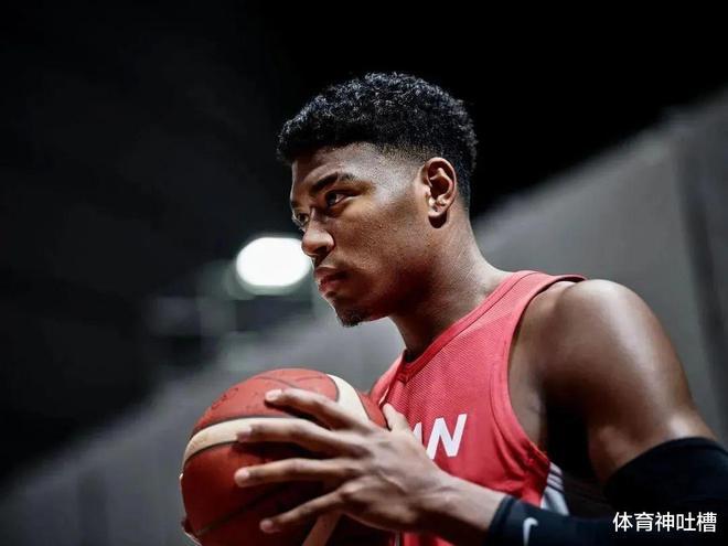 弗兰克：医生说比尔的骨折相当于遭遇了车祸 是非典型的篮球伤病