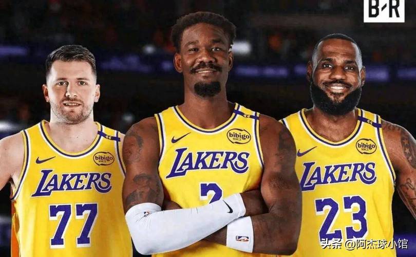 东契奇更像哈登or詹姆斯？美网友：像哈登但比他强 比老詹差远了