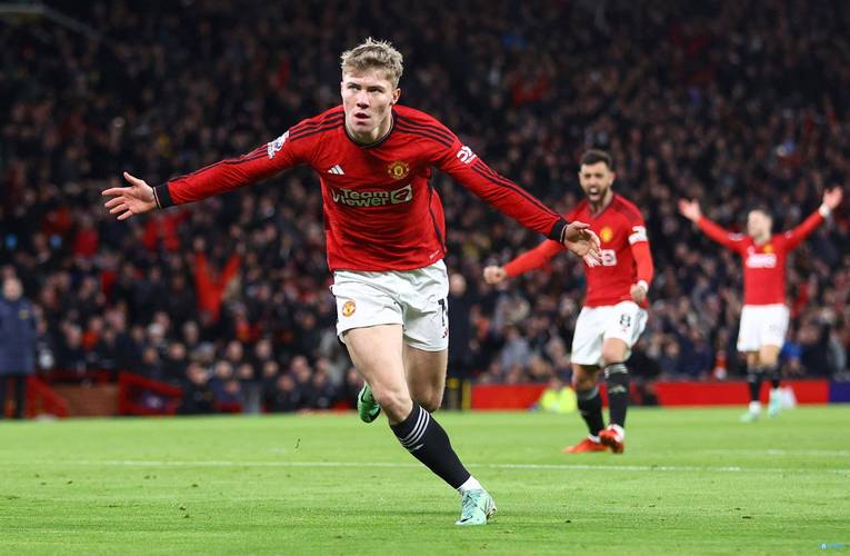 都走!罗马诺:曼联明夏将明确清洗霍伊伦、拉师傅、桑乔、奥纳纳