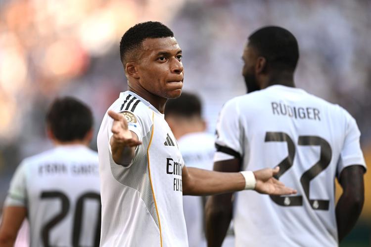 硬气!姆巴佩:在皇马不赢球就被说三道四,目标赢得今年所有冠军