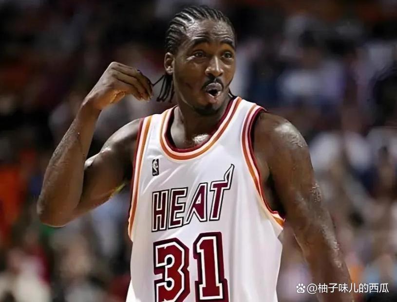 里基·戴维斯:本想和詹姆斯组成双枪 但他却光给我喂球自己不攻