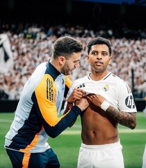 宝刀不老!罗德里戈助攻卡塞米罗再入一球,巴西2-0领先塞内加尔