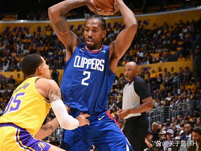 科尔:文班几乎无处不在 他影响比赛的所有方式都令人印象深刻