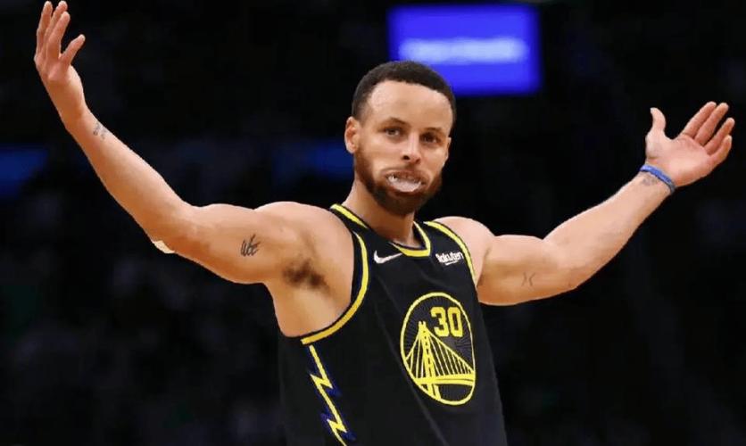 解说：勇马对决看傻了 库里就是有这种逆天改命的能力