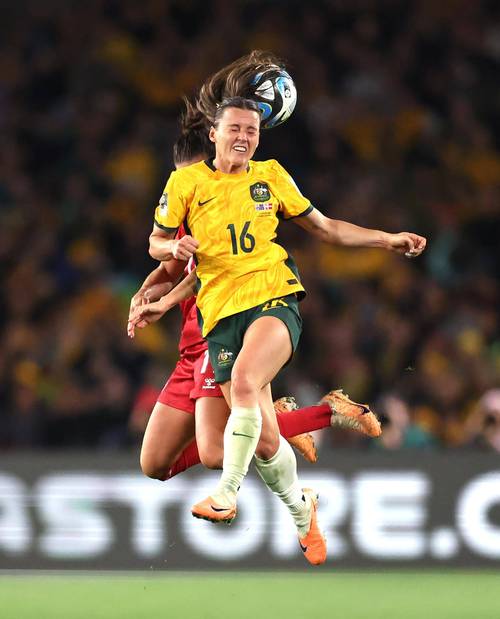 费兰:我们还没有完全确定晋级世界杯,专注于最后一场比赛