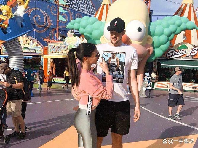 长腿御姐!祖巴茨妻子宣布怀孕😍克罗地亚超模+马术高手