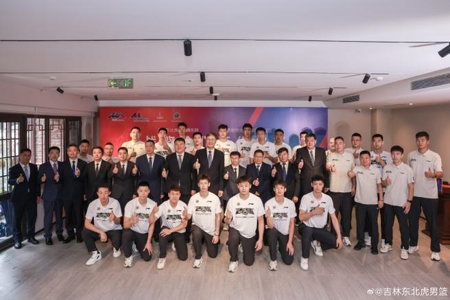 欢迎｜吉林长白山恩都里外援泽文赛尔·阿普森飞抵长春