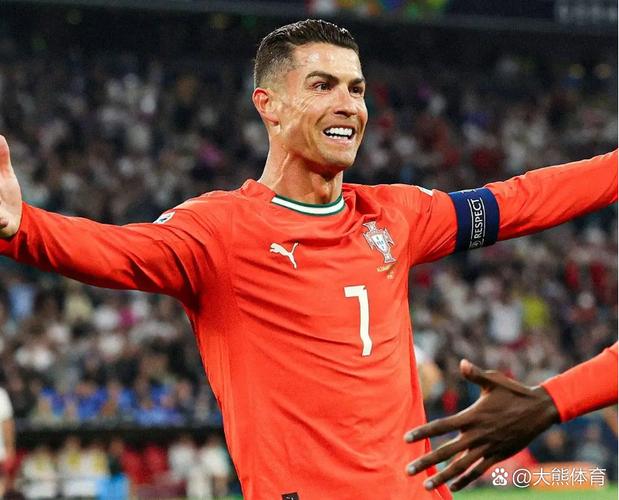 葡萄牙主帅：输给爱尔兰我们很难过，C罗对国家队的承诺无可挑剔