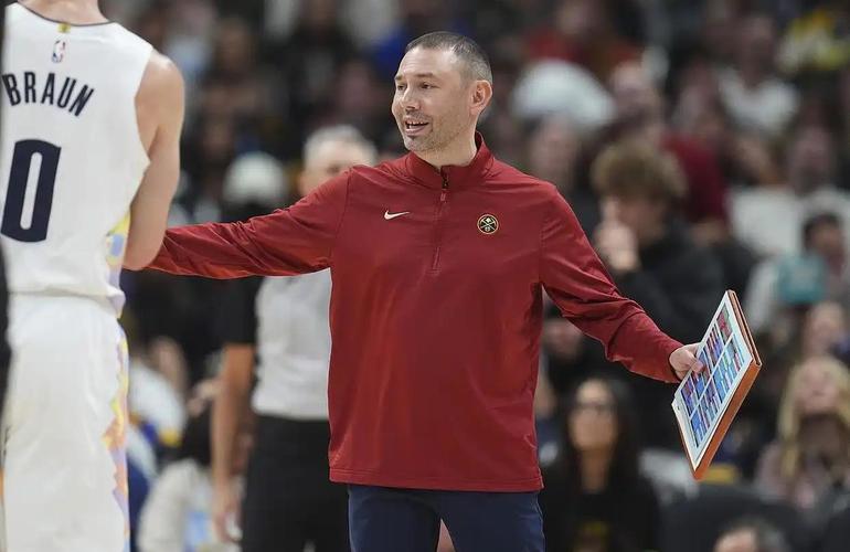 小阿德尔曼:我们球队三核来自三个国度 这是最被低估的事情