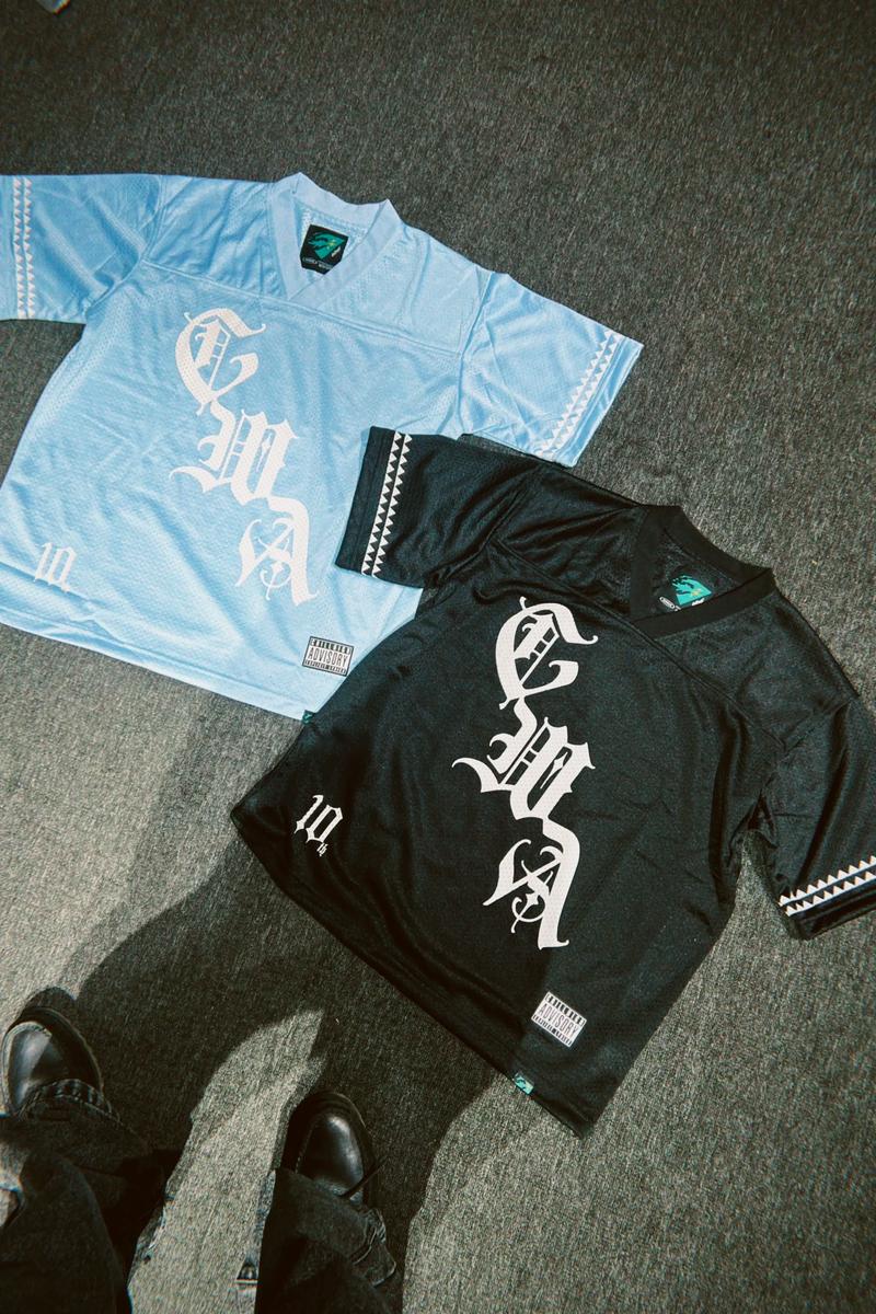 鹈鹕搭配城市版球衣的主场地板涂装!“水鸟”也变凶狠了!